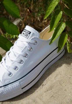 Converse Chuck Taylor All Star Lift Clean - Trainers 13 Converse Chuck Taylor All Star Lift Clean - Trainers -Converse Store 7e43eb9bacfa4276b377a5d5e2a078c4