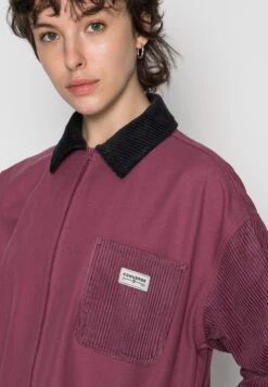 Converse Layering - Summer Jacket - Shadowberry -Converse Store 803d20f7f3834333a78ecf0f904f723c