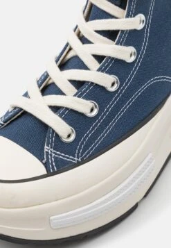 Converse Run Star Legacy Cx Seasonal Color Unisex - High-Top Trainers - Navy/Black/Egret -Converse Store 849f3f1f6b5343479c9a9d703fdb8c0e