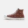 Converse Chuck Taylor All Star Unisex - High-Top Trainers - Red Oak/Egret/Trailhead Gold