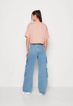 Converse Chuck Taylor Boxy Tee - Print T-Shirt -Converse Store 875400a527d846d69260c3b24572e13c