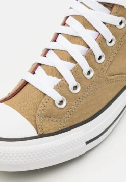 Converse Chuck Taylor All Star Malden Street Unisex - High-Top Trainers - Roasted/Cherry Vison/Black -Converse Store 895f374251ce40ccba3b907e7aa0d53e