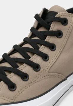 Converse CHUCK TAYLOR ALL STAR MALDEN STREET UNISEX - High-top Trainers - Vintage Cargo/black/white -Converse Store 8aa32826e0c04fd3aff2bd6e26c44d4c