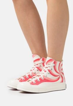 Converse Chuck 70 - High-Top Trainers - Carmine Pink/Sunrise Pink