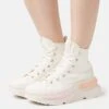 Converse Run Star Legacy- High-Top Trainers - Cheeky Coral/Sunrise Pink