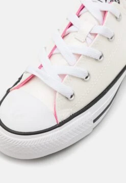 Converse Chuck Taylor All Star Millennium Glam - Trainers - Silver/Pink/White -Converse Store 95a635b8dcbc41bc9ae6a9ead9e36587