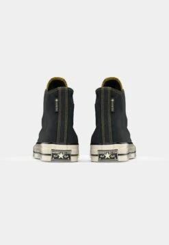 Converse CHUCK 70 GTX UNISEX - High-top Trainers - Black/sunny Angle 11 Converse CHUCK 70 GTX UNISEX - High-top Trainers - Black/sunny Angle -Converse Store 969ba737471a4bb68c87b773e2490098