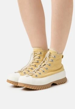 Converse Chuck Taylor All Star Lugged 2.0 Summer Utility - High-Top Trainers - Trailhead Gold/Burnt Honey/Egret