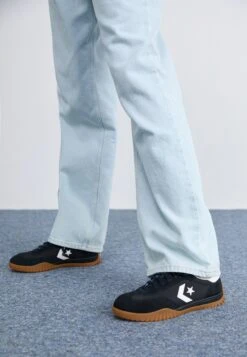 Converse RUN STAR TRAINER - Trainers - Black/egret/honey