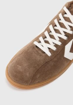 Converse ALL STAR CLASSIC UNISEX - Trainers - Grounded/vintage White/gum -Converse Store 9c1ad199ac7d416088ed48a34f629689