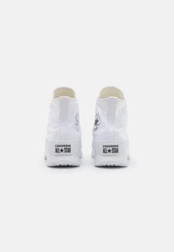 Converse Chuck Taylor All Star Lugged 2.0 Unisex - High-Top Trainers - White -Converse Store 9dbb2b6dbfb646efb1d1170d30cf9ee5