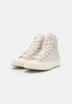 Converse Chuck 70 - High-Top Trainers 8 Converse Chuck 70 - High-Top Trainers -Converse Store 9e5434cbb0de4e96ad2ea9ea5731aac4