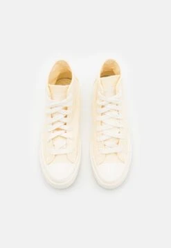 Converse Chuck 70 - High-Top Trainers - Moms Potato Salad/Egret/Oat Milk -Converse Store 9f0a938c9c114a77903efbf08e596072