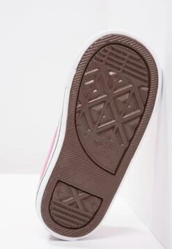 Converse Chuck Taylor All Star Core - Trainers - Pink 10 Converse Chuck Taylor All Star Core - Trainers - Pink -Converse Store a7bcbae482274d81a7370652a6f9a4ca