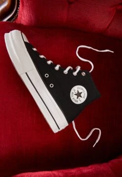 Converse Chuck Taylor All Star Lift - High-Top Trainers - Black/White -Converse Store ae4d111aa4d44578ab026266d77ac15d