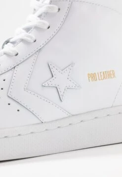 Converse Pro Leather - High-Top Trainers 11 Converse Pro Leather - High-Top Trainers -Converse Store aecf49010708458388f0d216c76a8061