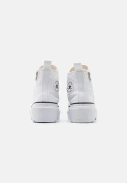 Converse Chuck Taylor All Star Lugged Lift Platform Unisex - High-Top Trainers - White/Black -Converse Store b0109acf4c59410985f095ae9635c1b0
