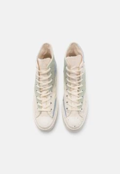 Converse Chuck 70 Unisex - High-Top Trainers - Natural/Summit Sage -Converse Store b4208b858bb4465a91c286368a156fc8