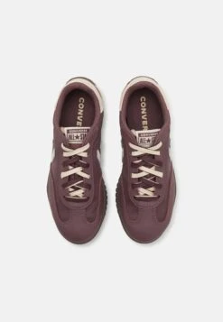 Converse RUN STAR TRAINER - Trainers - Natural Ivory/brown -Converse Store b47556094e2744f4b4991d0b0204da83