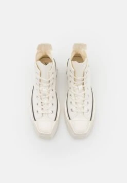 Converse CHUCK 70 DE LUXE SQUARED - Trainers - Egret/black -Converse Store b4b4dae61ab7413f83c30f52f5f4b2ce