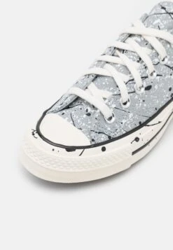 Converse Chuck Paint Splatter Unisex - Trainers - Ash Stone/Black/White -Converse Store b5df78fbe802405190007e5bf1850c6a