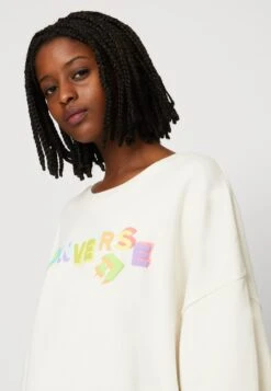 Converse Heavyweight Graphic Crew - Sweatshirt - Egret -Converse Store b8747d1259f746ab921d673228d9a675