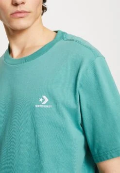 Converse Go To Embroidered Star Chevron Tee Unisex - Basic T-Shirt - Algae Coast -Converse Store b906e59a9f7148ec890477f3d84741f9