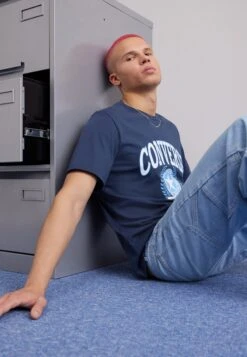 Converse Retro Collegiate Unisex - Print T-Shirt - Navy