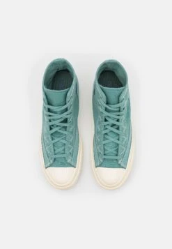 Converse Chuck 70 Unisex - High-Top Trainers - Jade Unity/Egret -Converse Store ba20e3718bce430d8d949183f71bc78b