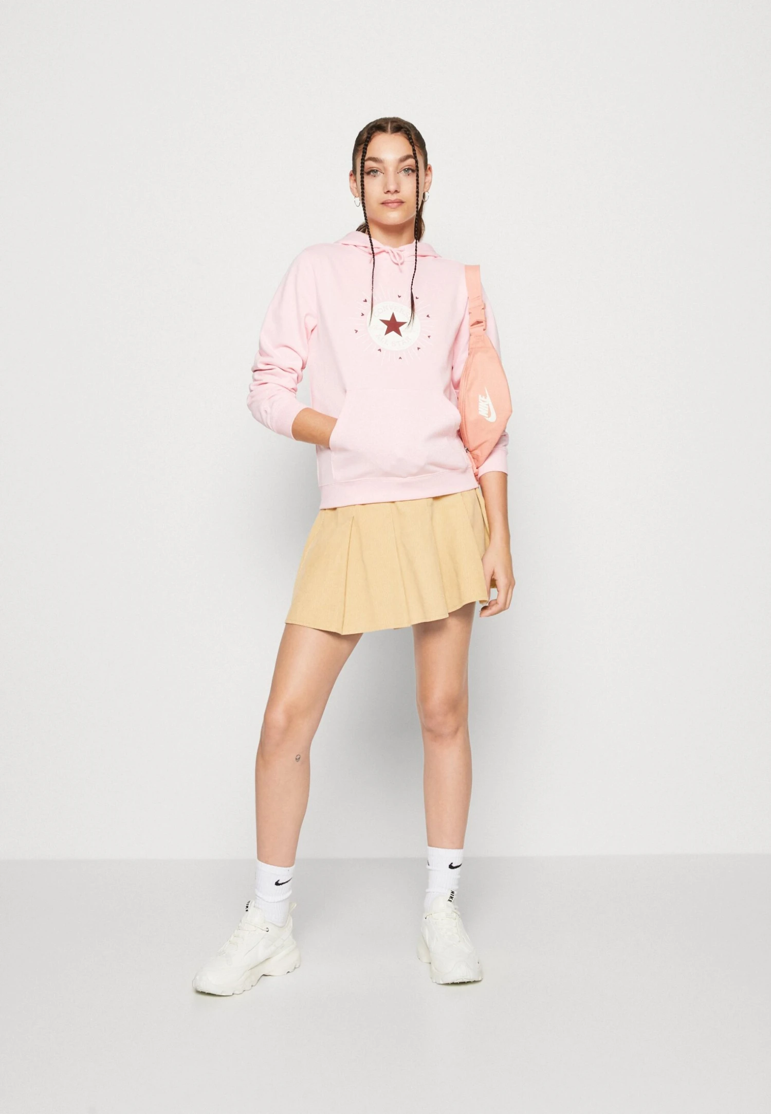 Converse Radiating Love Classic Fit Hoodie - Sweatshirt - Sunrise Pink 2 Converse Radiating Love Classic Fit Hoodie - Sweatshirt - Sunrise Pink - Image 2