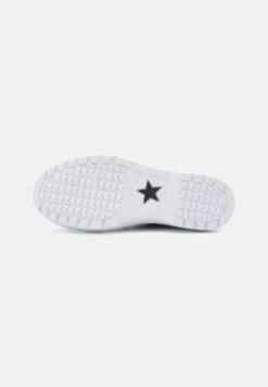 Converse Chuck Taylor All Star Lugged Lift Platform Unisex - Trainers - Black/White -Converse Store bd9bf24a5aad40e2a4c7f86c5c323095