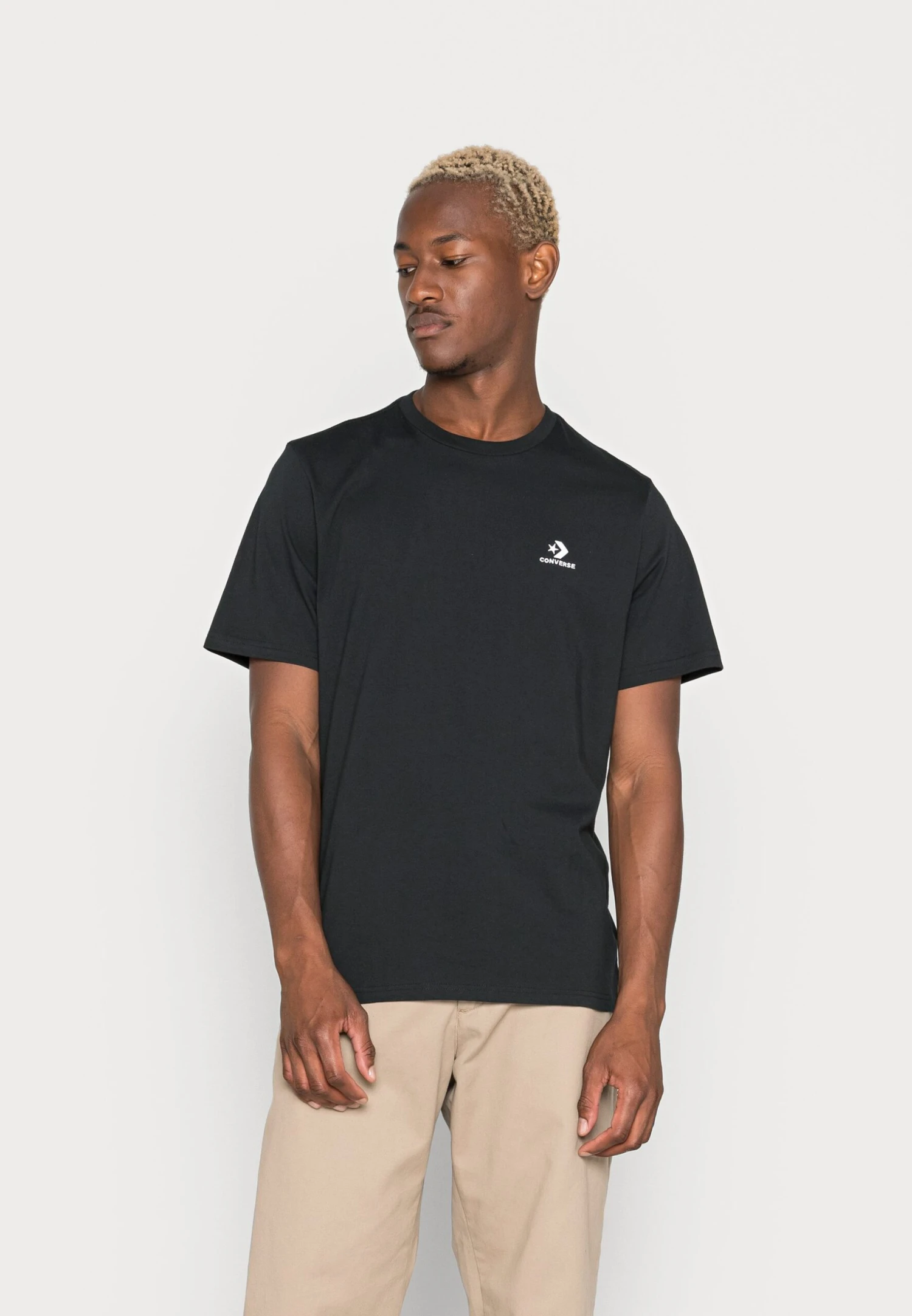 Converse Embroidered Star Chevron Tee Unisex - Basic T-Shirt - Black 1 Converse Embroidered Star Chevron Tee Unisex - Basic T-Shirt - Black