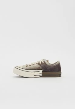 Converse FENG CHEN WANG CHUCK 70 UNISEX - Trainers - Brown/egret/black -Converse Store c37f8fa628f74272bdc83fd43d1e5489