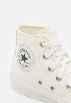 Converse Chuck Taylor All Star Lift Unisex - High-Top Trainers - Egret/Vintage White/Peach Dream -Converse Store c7658b35e4e847e68072d7eb73ccfb34
