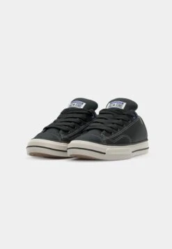 Converse CHUCK TAYLOR PUFF UNISEX - Trainers - Black/classic Grey/white 10 Converse CHUCK TAYLOR PUFF UNISEX - Trainers - Black/classic Grey/white -Converse Store c7fed8af668d4833a169619e173d837a
