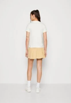 Converse Gran Z Regular Tee - Print T-Shirt -Converse Store ccee69fa8bcf4a4d9109478446845c81