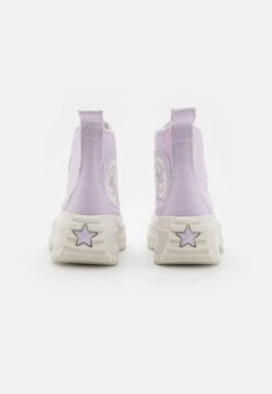 Converse Run Star Hike - High-Top Trainers - Vapor Violet/Vintage White -Converse Store ce7aa6d4ab864bd39a76817cb79c965b