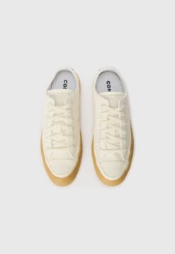 Converse CHUCK TAYLOR ALL STAR UNISEX - Trainers - Egret/gum -Converse Store d0d775bb3e234c7baa31f2a66cb0c8a4