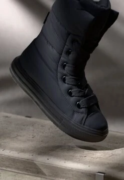 Converse CHUCK TAYLOR ALL STAR ELEMENTS BOOT - Lace-up Ankle Boots - Black