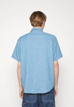 Converse Short Sleeve - Shirt - Light Retro Blue -Converse Store d163cbaa74204dd49990ead77635370b