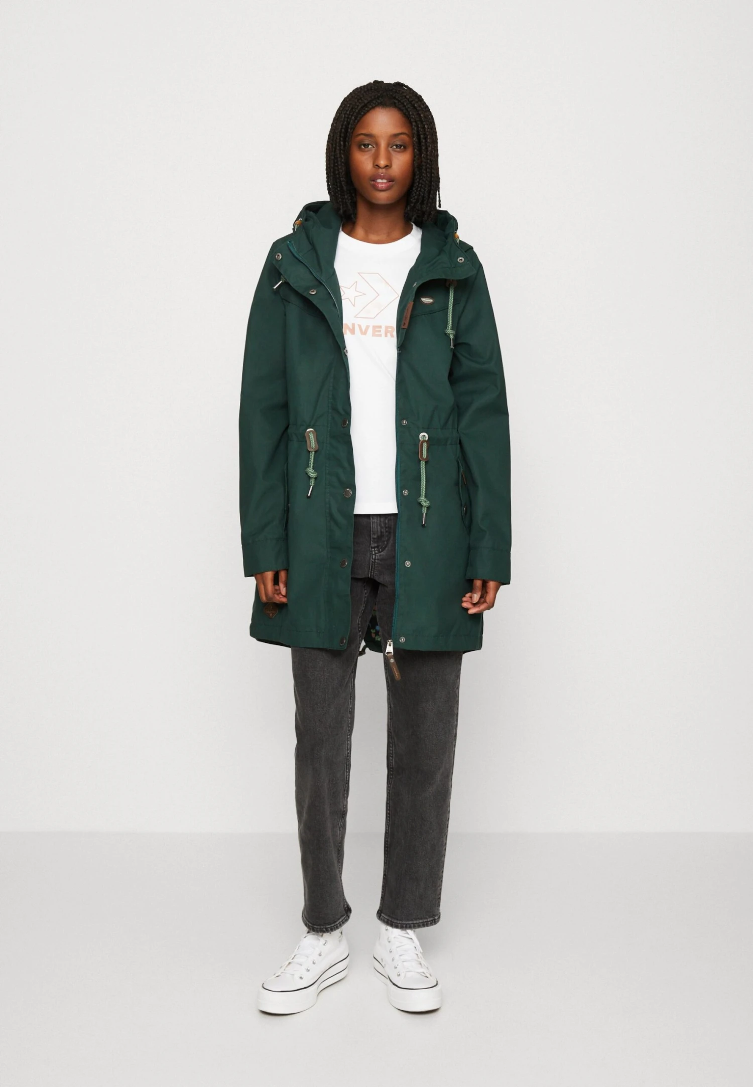 Converse Floral Star Chevron Short Sleeve - Print T-Shirt - White 2 Converse Floral Star Chevron Short Sleeve - Print T-Shirt - White - Image 2