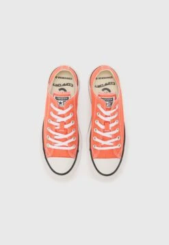 Converse CHUCK TAYLOR ALL STAR LIFT DOUBLE STACK - Trainers - Vermillion Red/white/black -Converse Store d48e9df7365e41c182dcd9c563824ef6