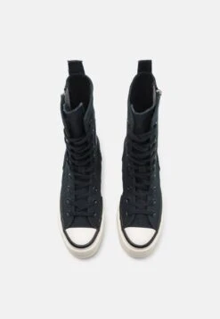 Converse CHUCK 70 PLUS XHI - High-top Trainers - Black/white/egret -Converse Store d793f286dffa441ba25a96184bb52236