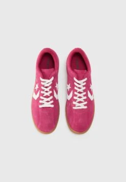 Converse ALL STAR CLASSIC UNISEX - Trainers - Sporty Berry/vintage White/gum 9 Converse ALL STAR CLASSIC UNISEX - Trainers - Sporty Berry/vintage White/gum -Converse Store d87a88b072ad4a3e96167d8ab82c7591