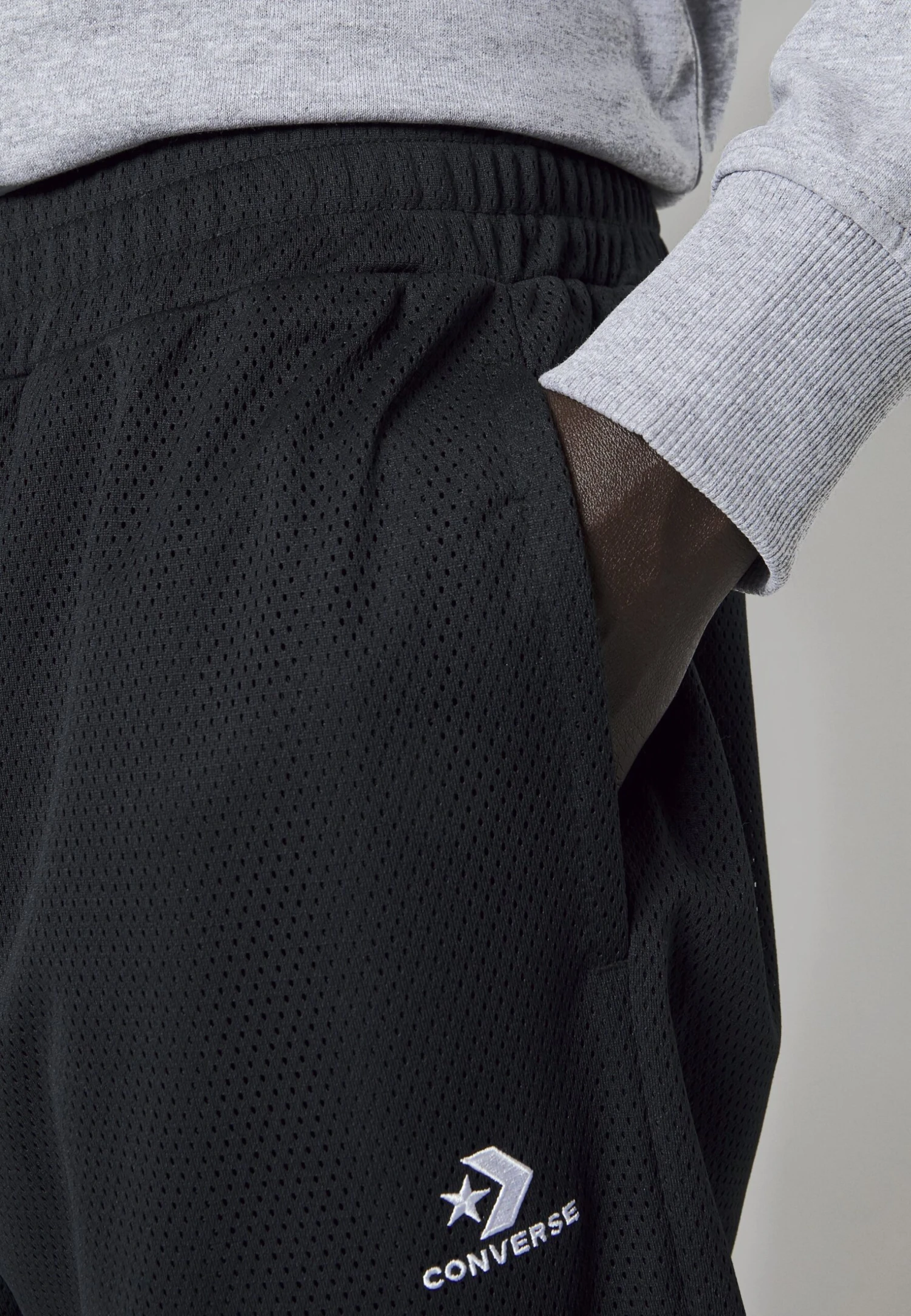 Converse Weather System Graphic - Tracksuit Bottoms - Black 8 Converse Weather System Graphic - Tracksuit Bottoms - Black - Image 8