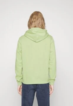 Converse Go To Embroidered Star Chevron Standard Fit Hoodie Unisex - Hoodie - Vitality Green -Converse Store dea3acd46ad446e9afc24d4d18835c3f