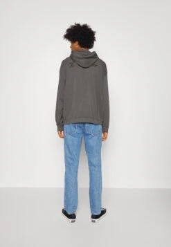 Converse Chuck Taylor Sneaker Patch Hoodie - Sweatshirt - Black -Converse Store decf1a9d99d74d0bbf4df8953da252af