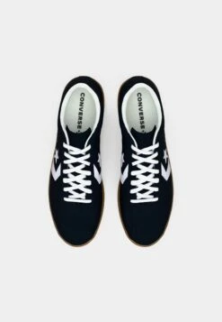 Converse CLASSIC TRAINER UNISEX - Trainers - Black/white -Converse Store e2520ece81384fa790f4cf912cff86de