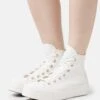 Converse Chuck Taylor All Star Lift - High-Top Trainers - Vintage White/Egret/Gold
