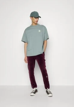 Converse Sail Away - Print T-Shirt - Tidepool Grey -Converse Store e37b853dfc13455f9c6e6a18d54e94d9